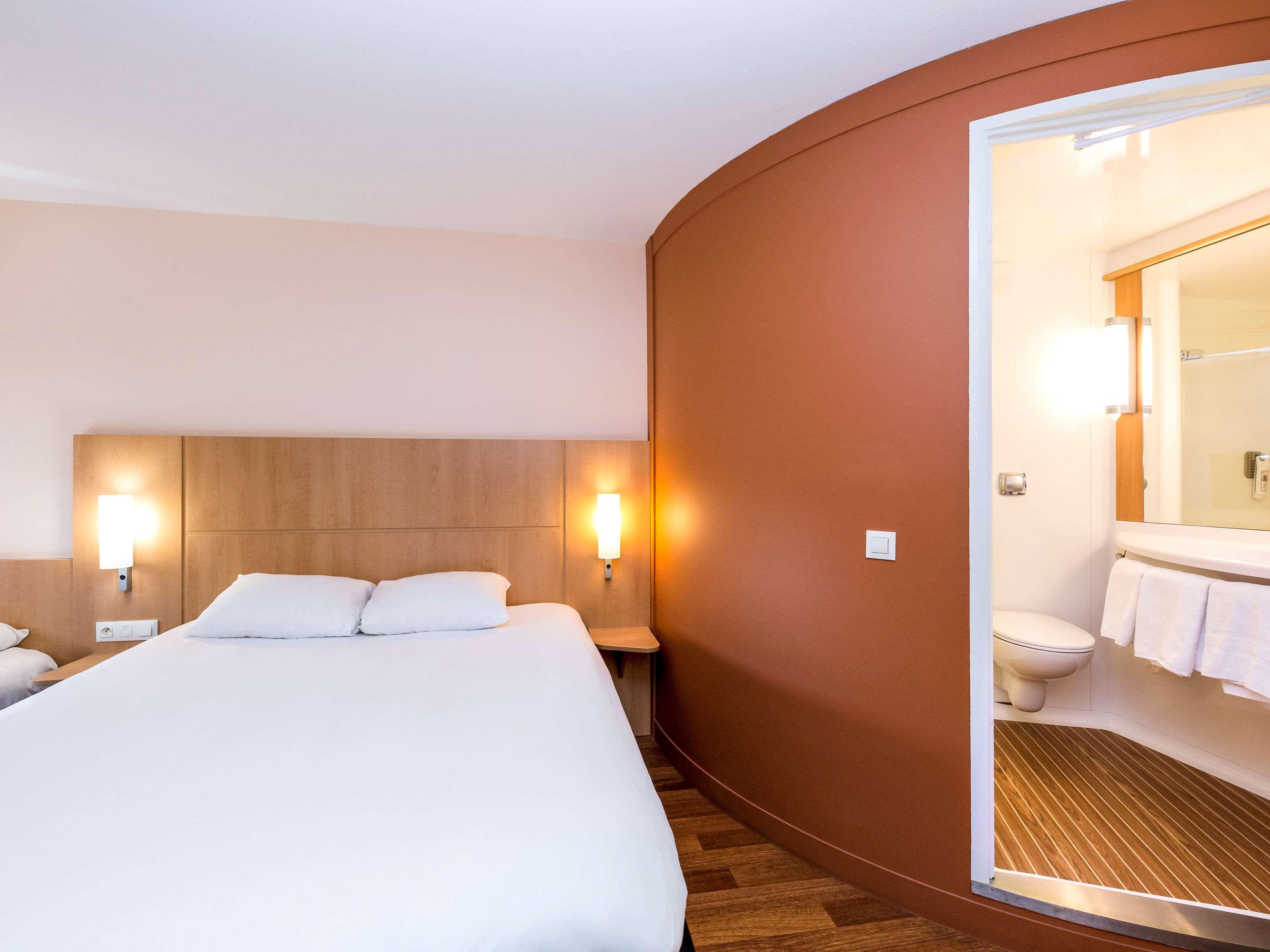 Ibis Sisteron Hotel Eksteriør billede