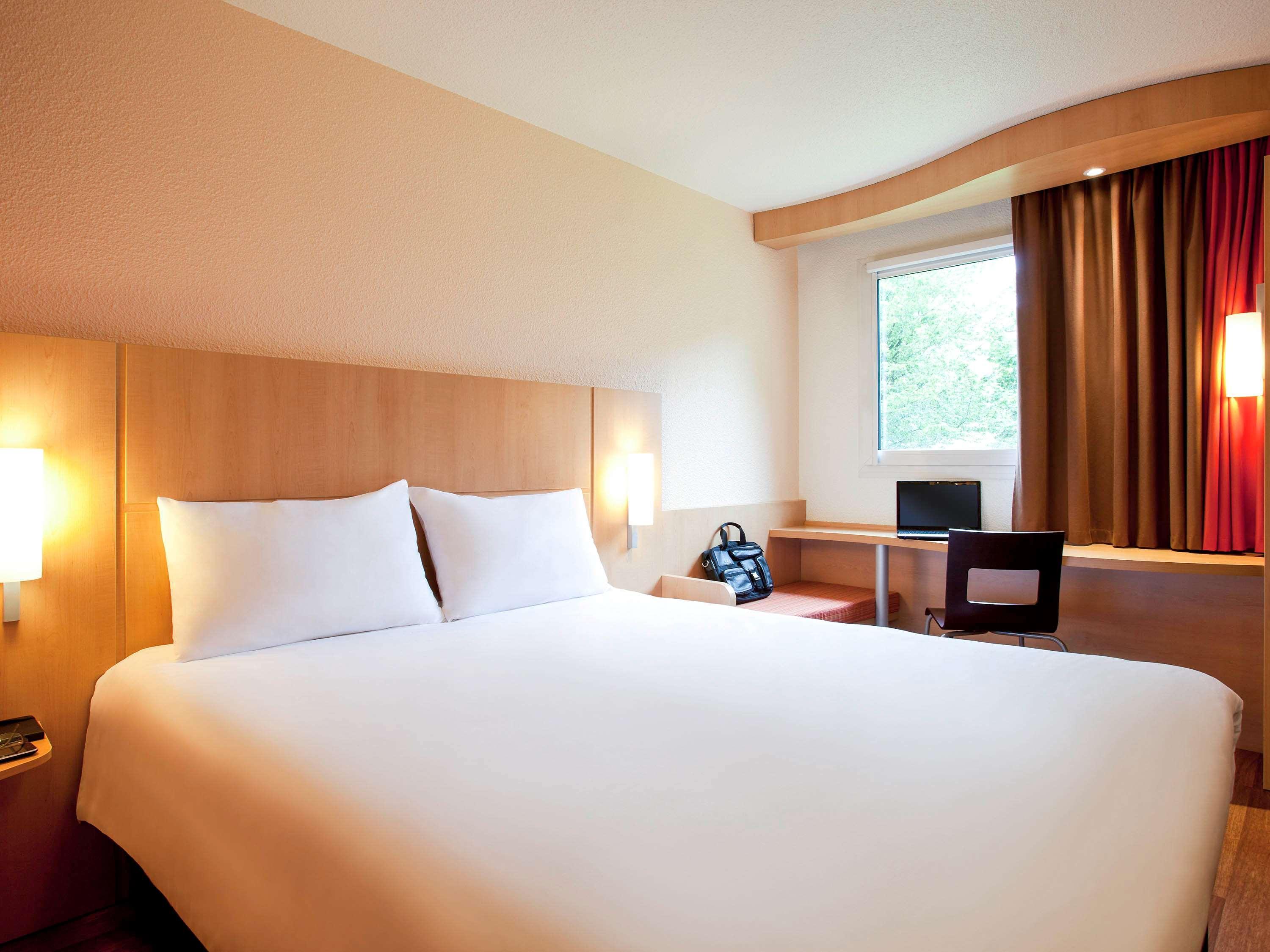 Ibis Sisteron Hotel Eksteriør billede